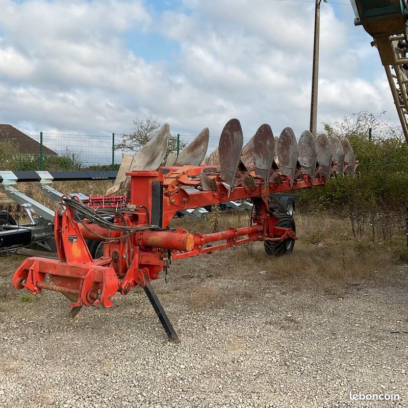 Gregoire Besson SPB9 (image 1)