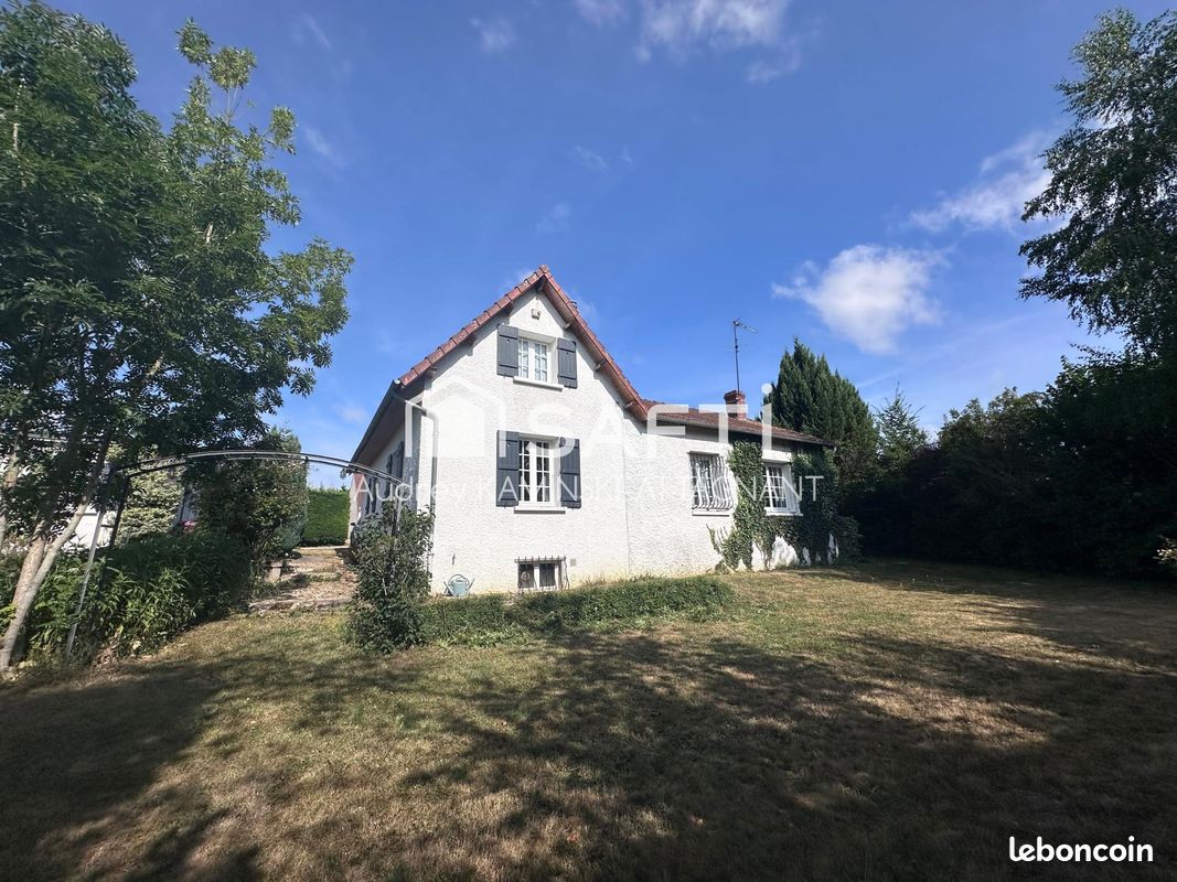 Maison 6 pièces 105 m² · à Noailles · 105 m² · 295 000 €