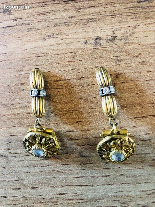 NOS BOUCLES D'OREILLES CLIPS POUR OREILLES NON PERCÉES - Ciléa