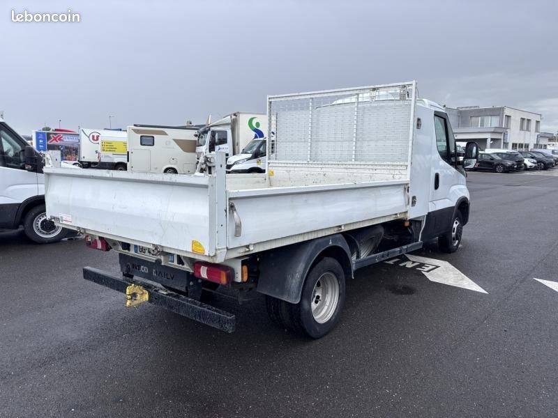 Iveco Daily CCb 35C16H3.0 L - BENNE + COFFRE - 32 500 HT (image 2)