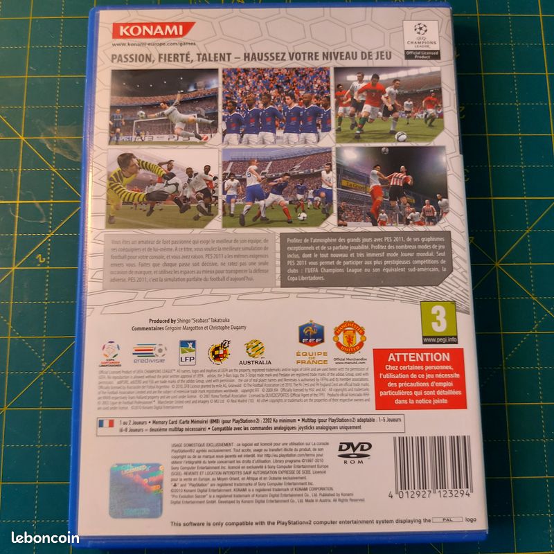 PES 2011 / PS3 / Complet / Fr. - Nostal'Geek PES 2011 / PS3 / Complet / Fr. - Nostal'Geek