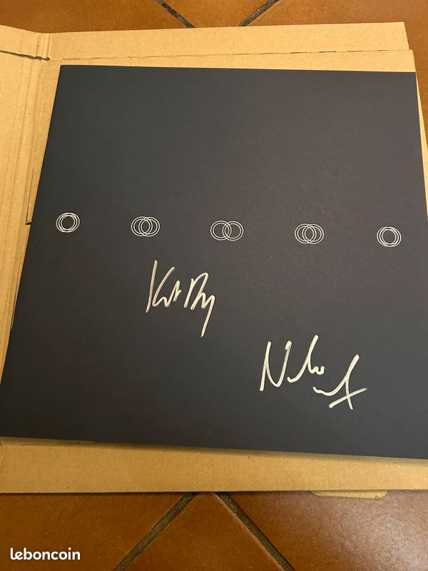 The KVB ‎– Unity Coloured vinyle with Signed artbook (image 3)