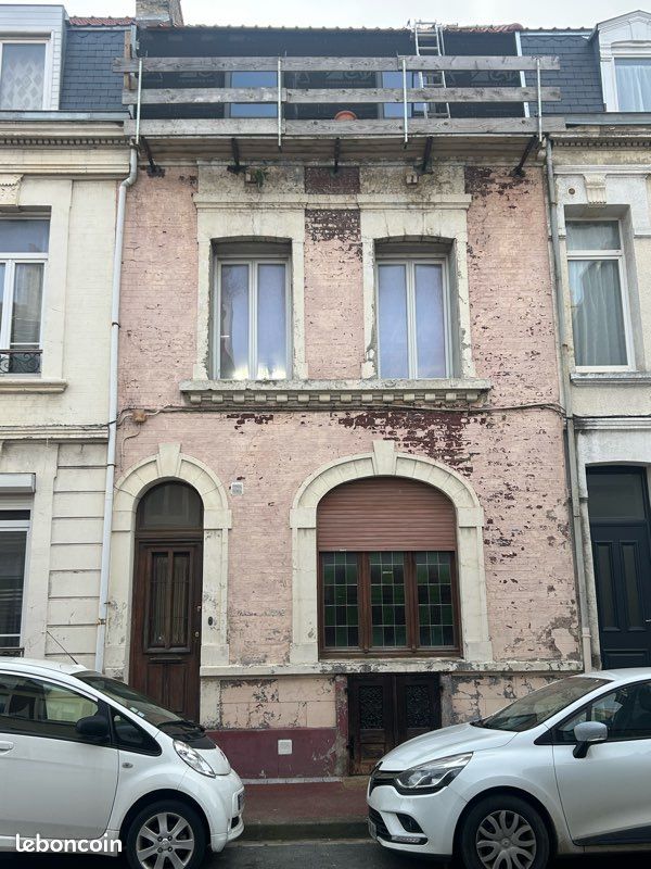 Maison 11 pièces 160 m² · à Calais · 160 m² · 140 000 €