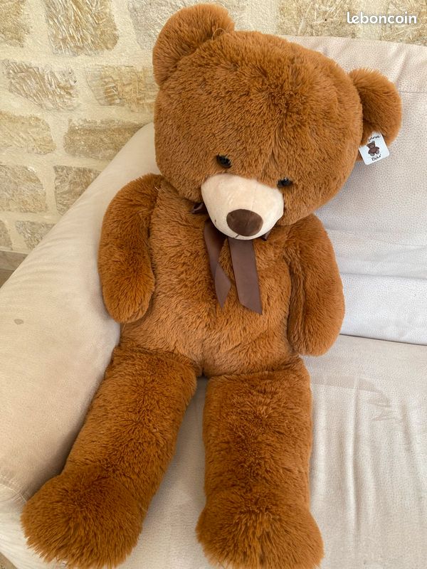 Joli ours en peluche (image 3)