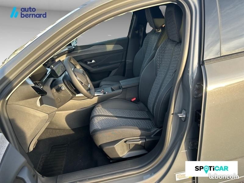 Peugeot 308 1.2 Hybrid 145ch Allure e-DCS6 (image 9)