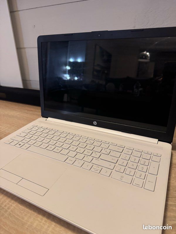 Ordinateur hp 17 pouces (image 1)