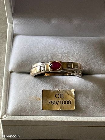 Bague En Or 18 Carats Avec Rubis Et Diamants - Taille 58 - Style Sertie - État Parfait (occasion)