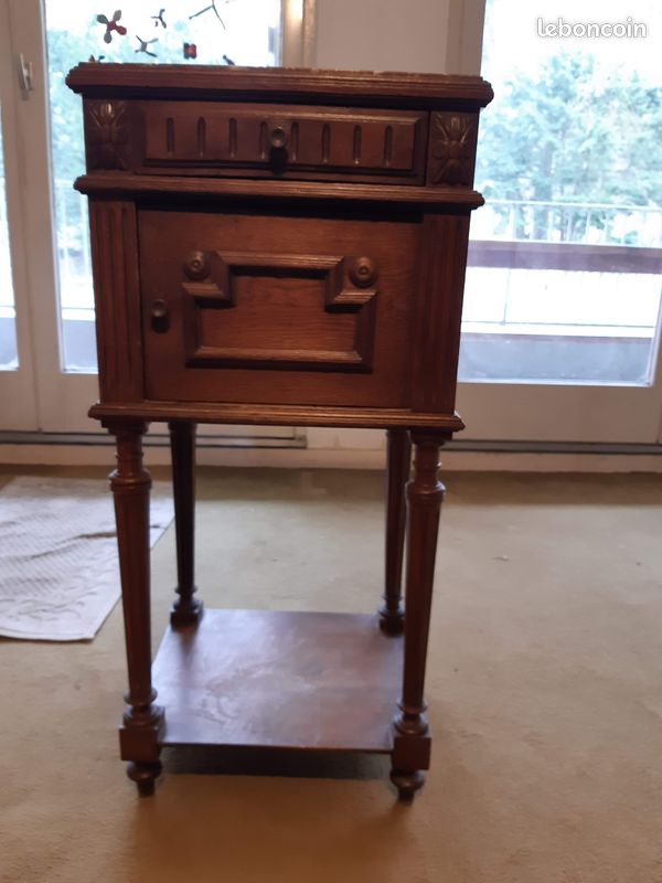 Table de chevet (image 1)