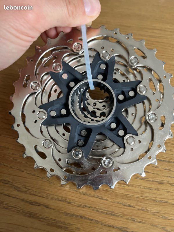Cassette 105 shimano 12V- 11-34T (image 2)