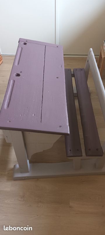 Bureau d'ecolier ancien (image 1)
