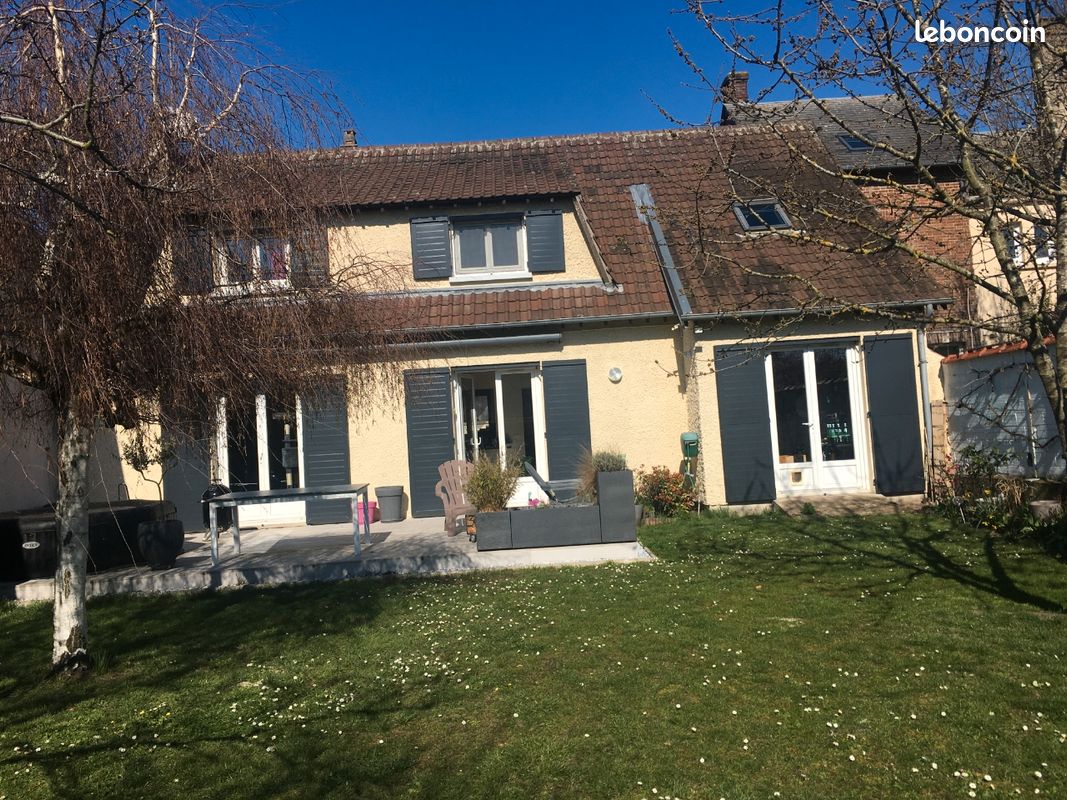 Maison 6 pièces 132 m² · à Évreux · 132 m² · 329 000 €