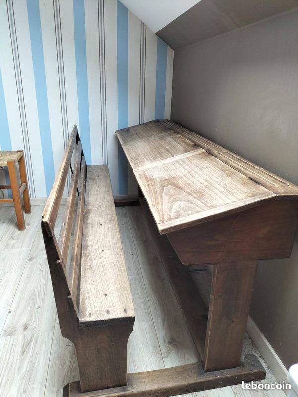 Ancien bureau d'écoliers (image 1)