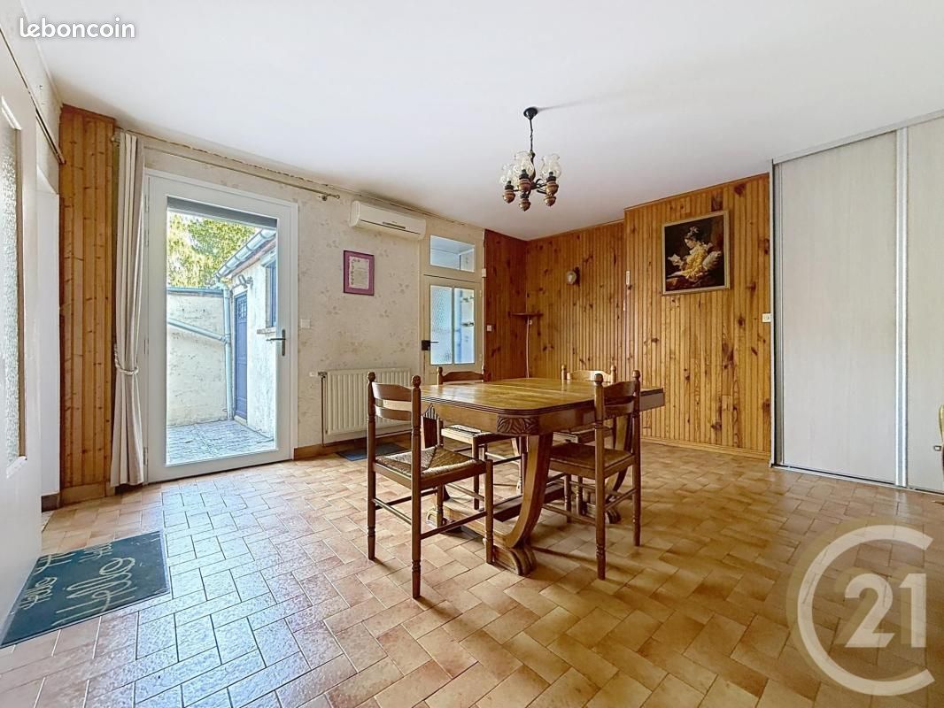 Maison 6 pièces 103 m² · à Le Petit-Quevilly · 103 m² · 190 800 €