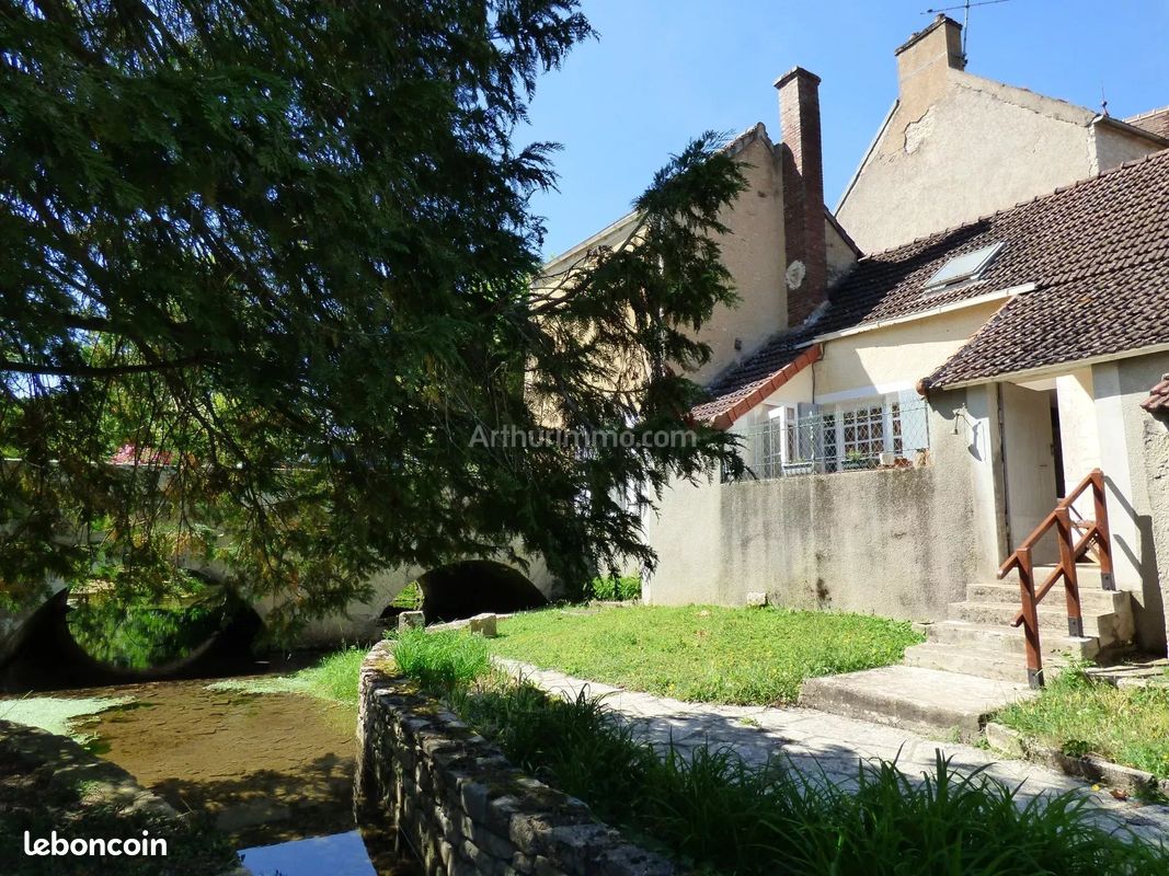 Maison 7 pièces 106 m² · à Noyers · 106 m² · 149 600 €