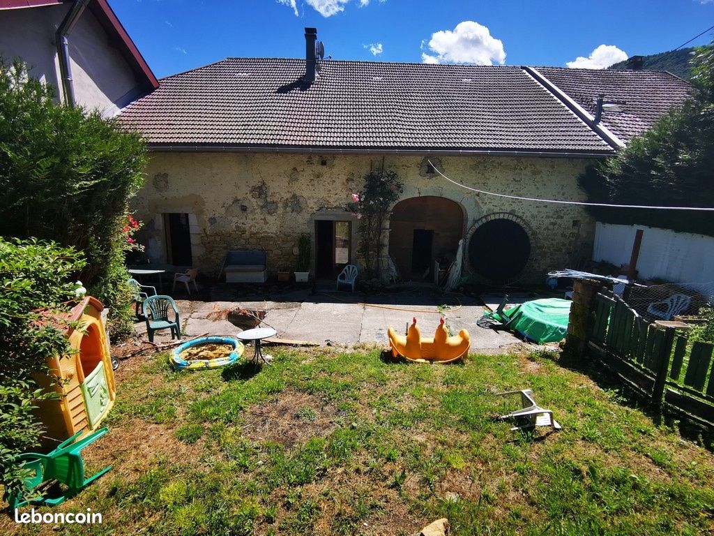 Maison 5 pièces 120 m² · à Villard-Saint-Sauveur · 120 m² · 65 000 €