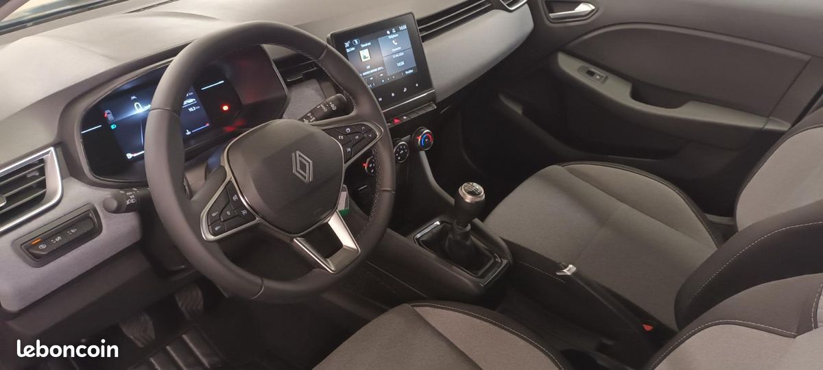 Renault Clio V Blue dCi 100 ch GSR2 Evolution (image 6)