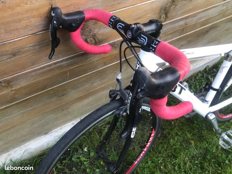 Vélo de course Giro d’Italia (image 1)