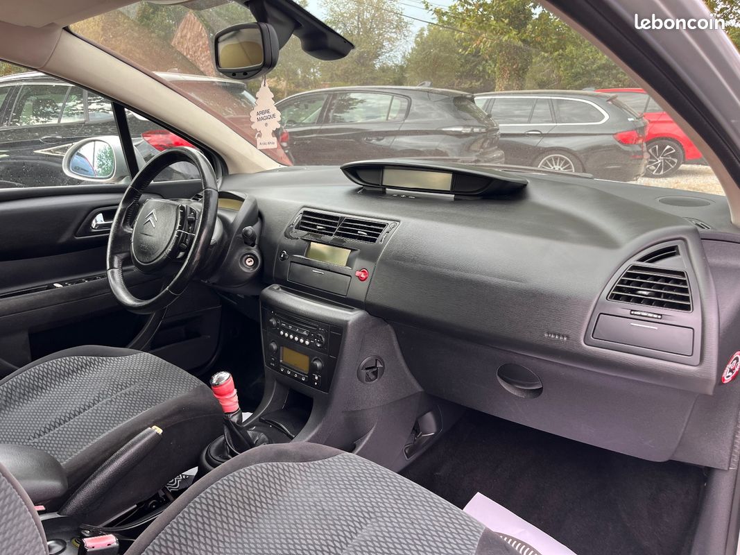 CITROEN C4 C4 HDi 92 Pack Ambiance (image 5)