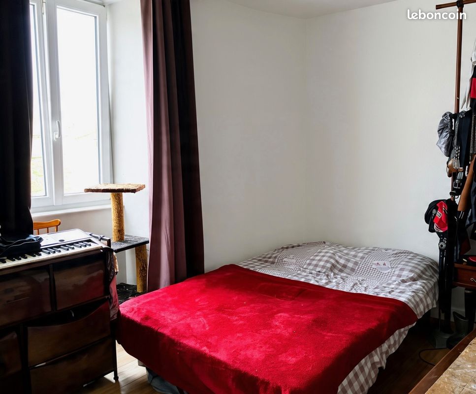 Appartement 50 m Place Des Lices (image 2)