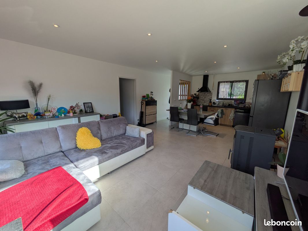 Maison 5 pièces 89 m² · à Guilligomarc'H · 89 m² · 232 100 €