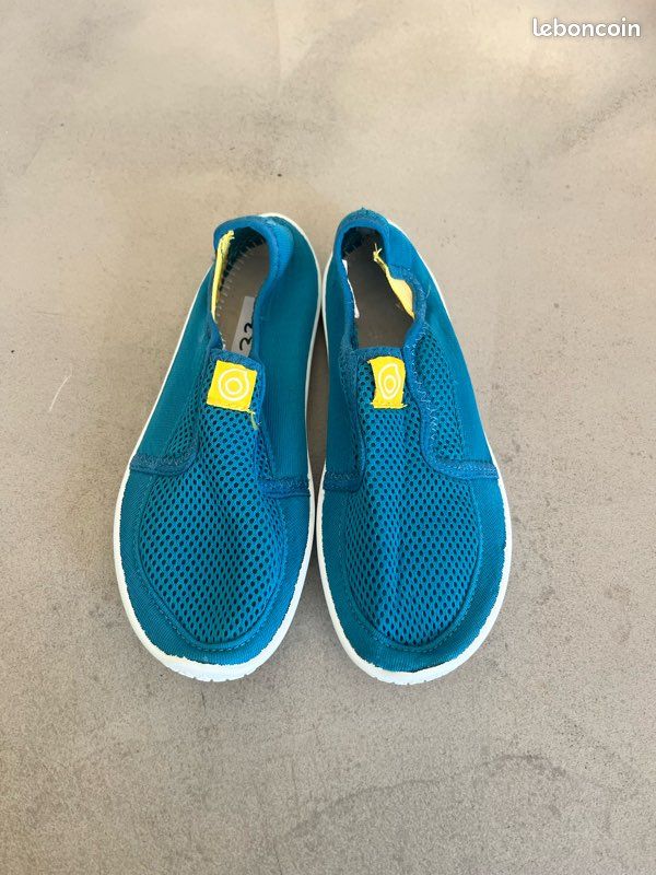 Chaussures aquatiques T33 (image 1)