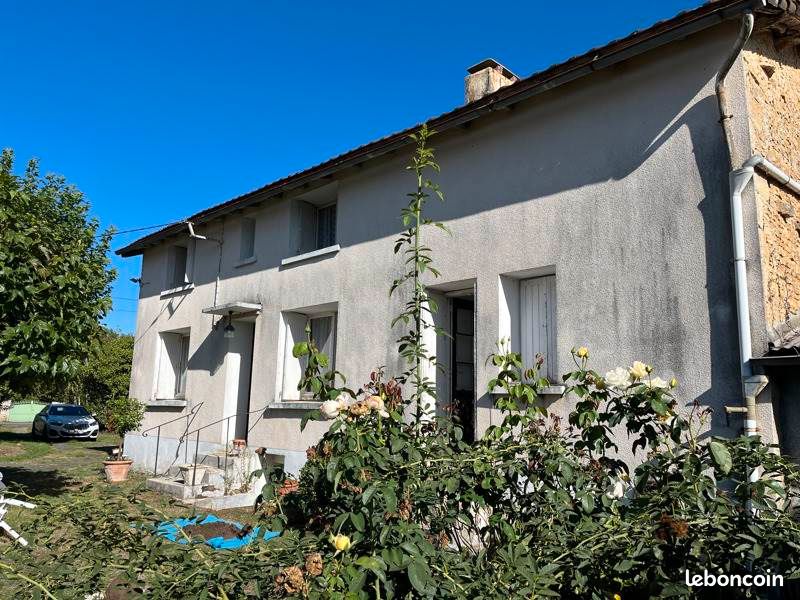 Maison 4 pièces 72 m² · à Aigondigné · 72 m² · 93 415 €