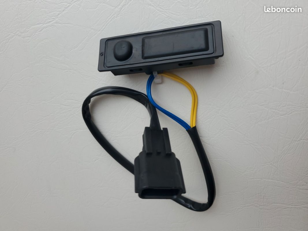 Bouton de coffre Nissan Qashqai (image 4)