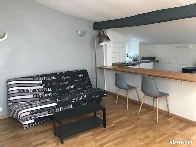 Appartement 1 pièce 24 m² · à Foix · 24 m² · 390 €