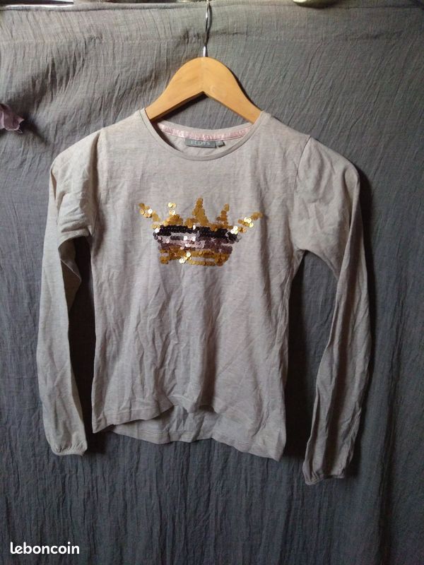 Lot De 9 Vêtements Pour Fille 8 Ans - Pantalon, Jean, T-shirt, Tunique, Sweat - Occasion TB