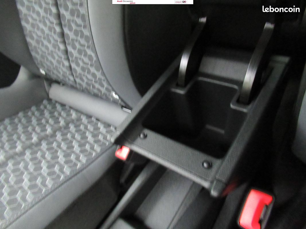 AUDI A1 Sportback 25 TFSI 95 ch S tronic 7 Design (image 25)