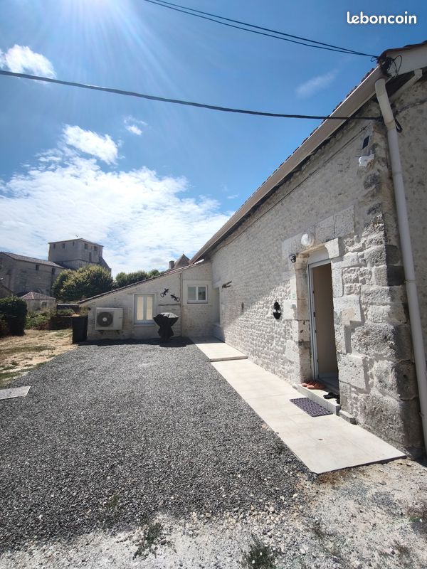 Maison 3 pièces 87 m² · à Montmoreau · 87 m² · 137 000 €