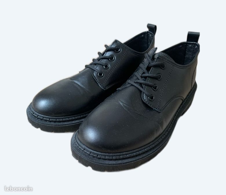 Chaussures habillées (image 1)