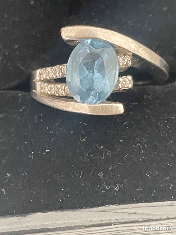 Superbe bague en argent 925 et cristal de luxe de SPARK