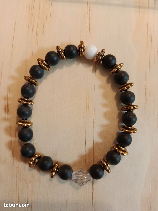 Bracelet (image 4)