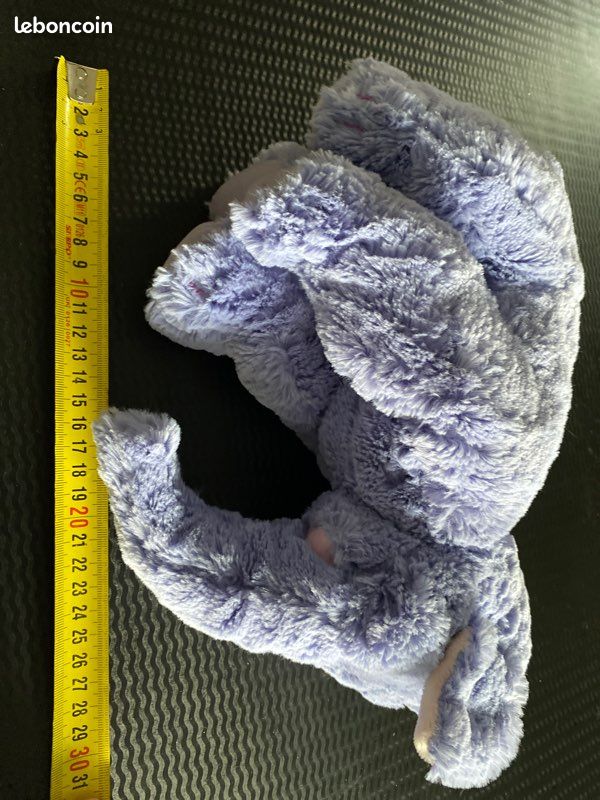 Peluche Disney Lumpu, éléphant (de Winnie l'ourson) (image 4)