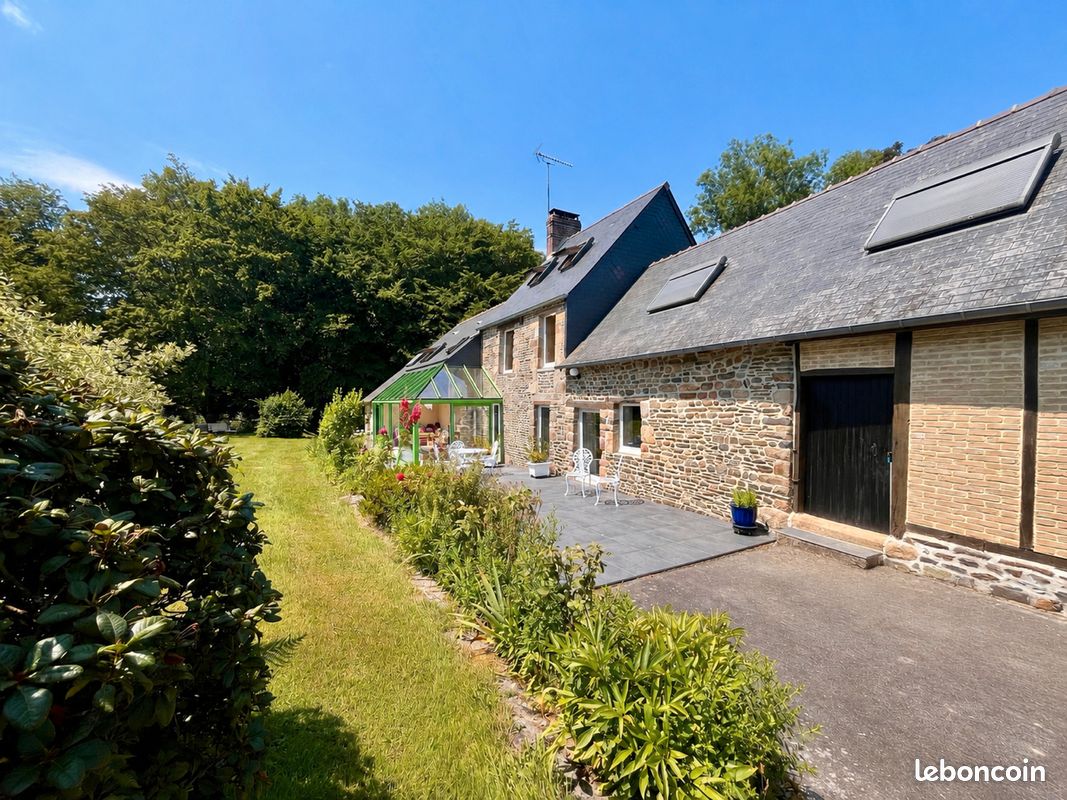 Maison 5 pièces 190 m² · à La Lande-Patry · 190 m² · 328 000 €
