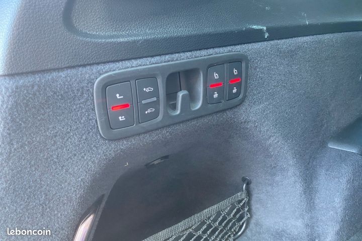 AUDI Q7 50 TDI 286 S LINE QUATTRO TIPTRONIC 8 7PL 286Ch Garantie 12 mois (image 29)