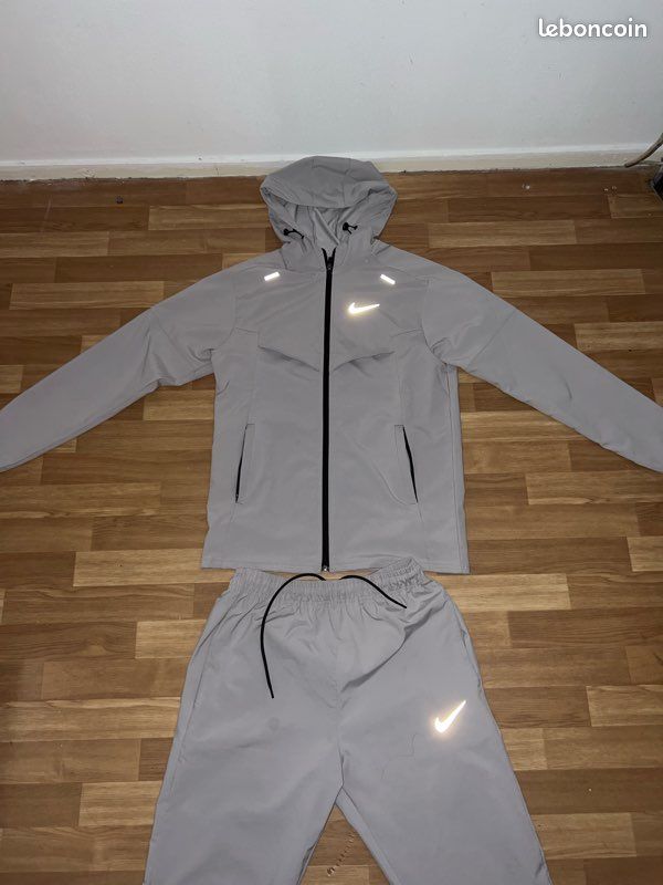 Ensemble Nike Running gris Vêtements