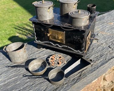 Cuisinière Ancienne En Métal - Années 1900/1920 - Brûleur - Dimensions 26x17x32 Cm