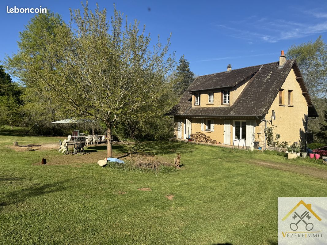 Maison 5 pièces 145 m² · à Saint-Solve · 145 m² · 190 500 €