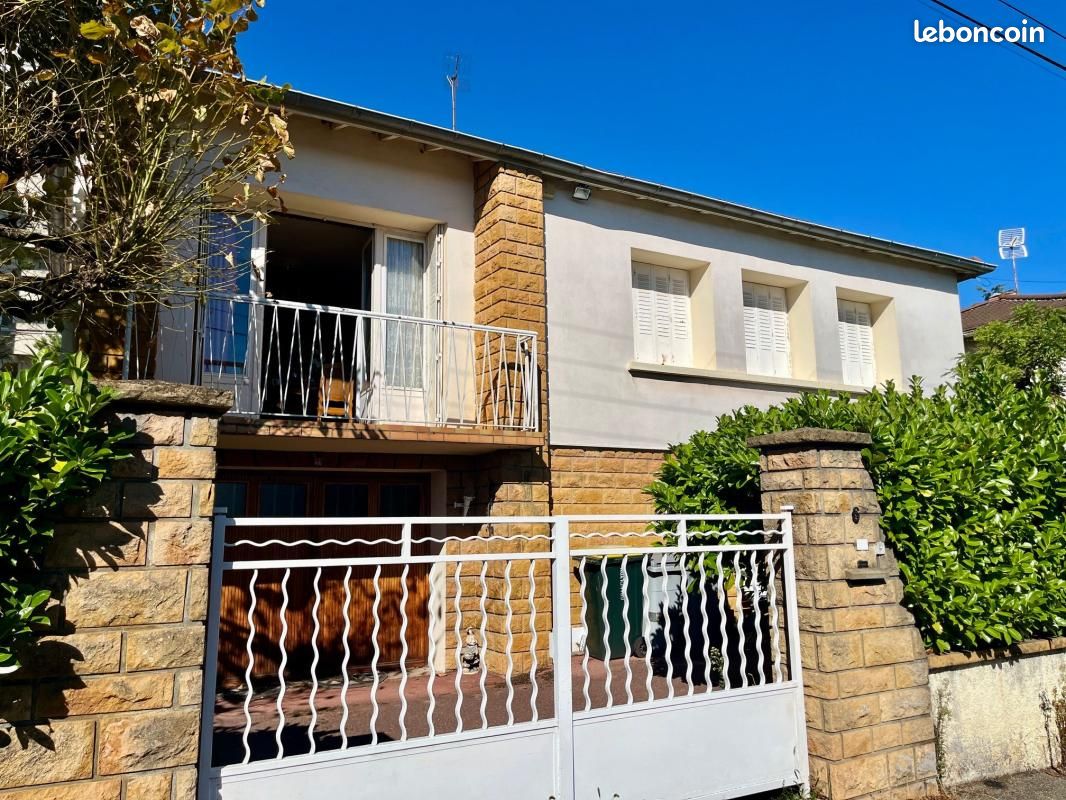 Maison 4 pièces 172 m² · à Caluire-Et-Cuire · 172 m² · 449 000 €