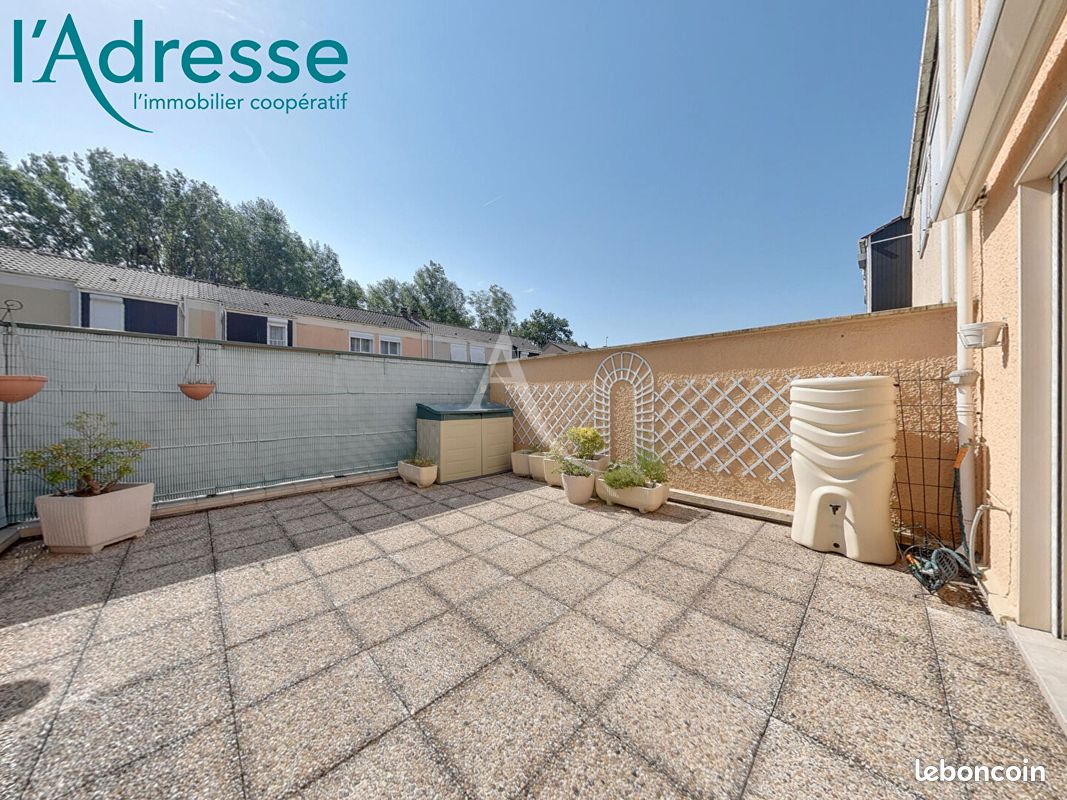 Appartement 4 pièces 94 m² · à Émerainville · 94 m² · 239 000 €
