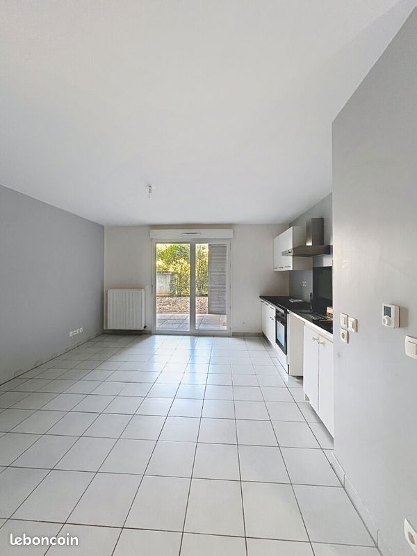 Appartement 3 pièces 62 m² · à Bron · 62 m² · 991 €/mois