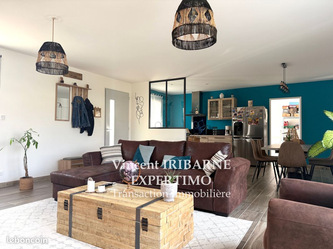 Maison 3 pièces 92 m² · à Saintes · 92 m² · 272 000 €