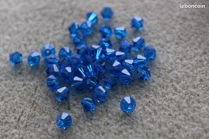 Une boite de 285 perles toupies Swarovski de 6 mm CAPRI-BLUE (5301) (image 8)