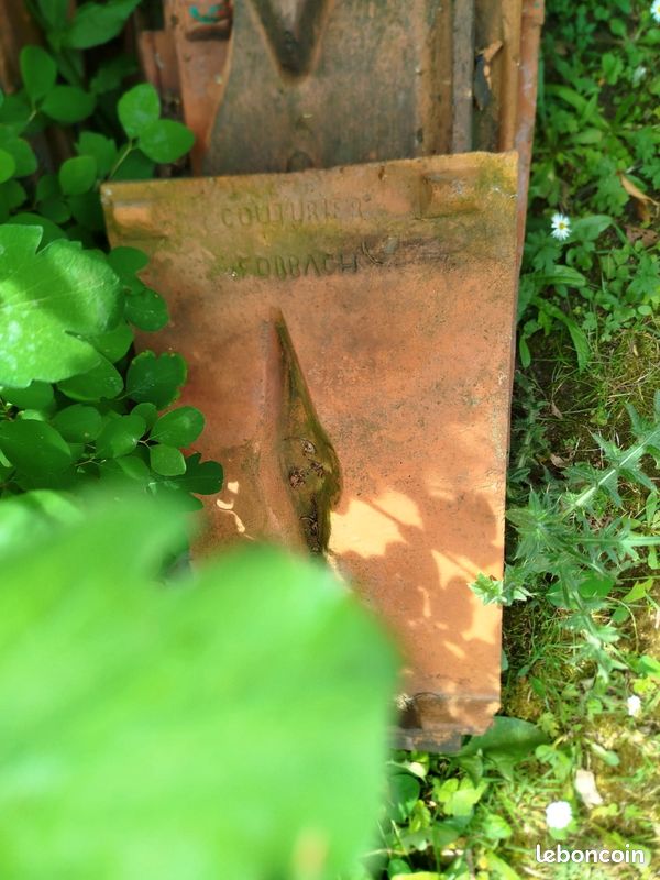 Une quarantaine de tuiles (image 2)