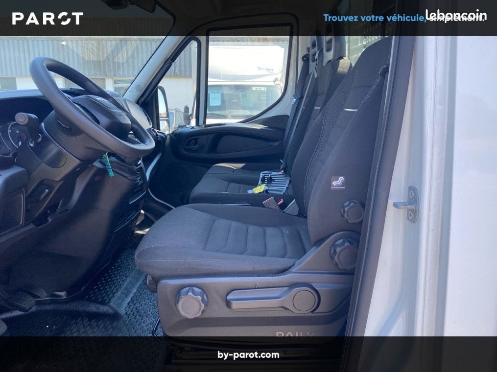 Iveco Daily Plateau CCb 35C14H empattement 4100 Tor (image 8)