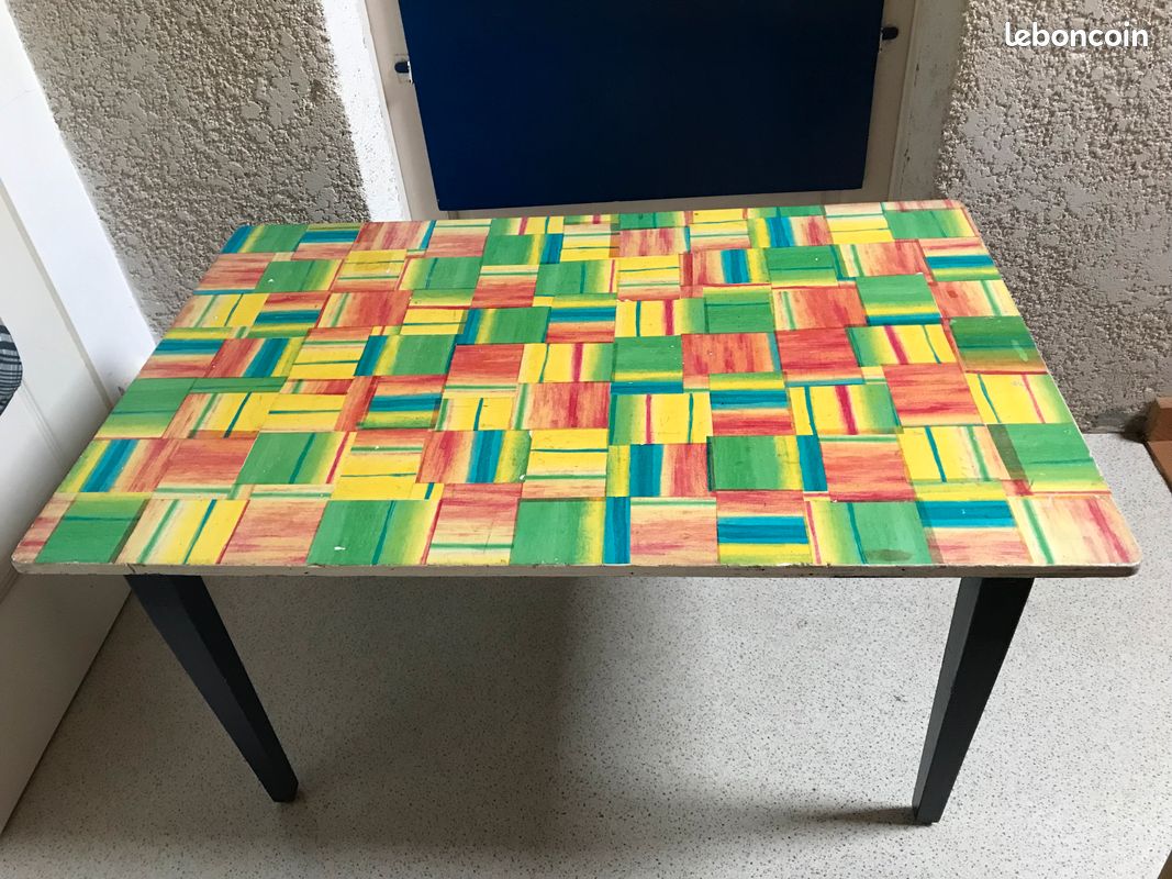 Table de jeux pour enfant (image 1)