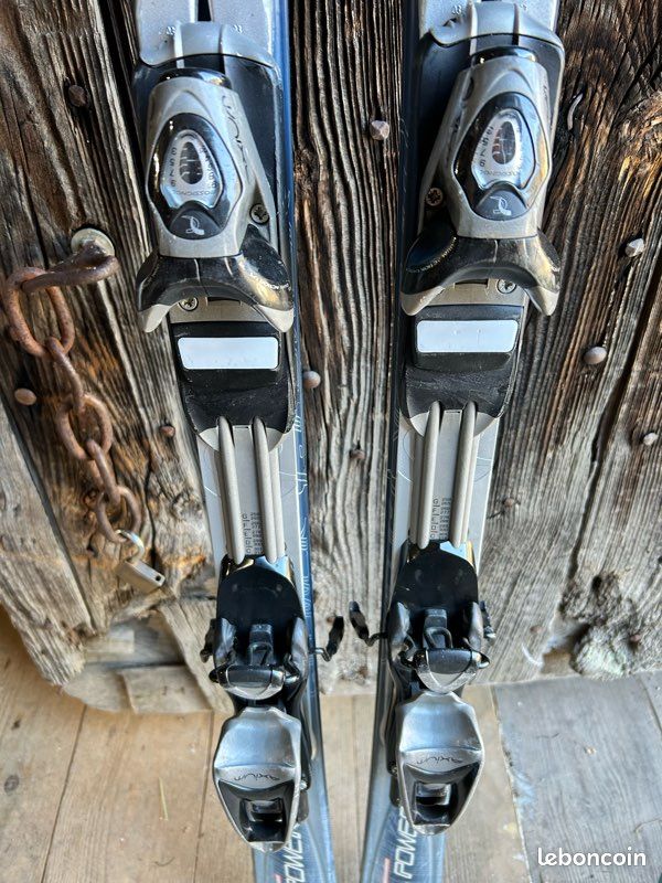 Paire de skis Rossignol et bâton Kerma (image 2)