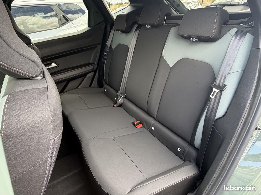 Dacia duster 1.2 essence 130 camera de recul + radar de recul + roue de secours + regulateur (image 7)